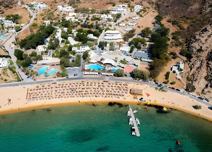 Farout Beachclub - & Kemp