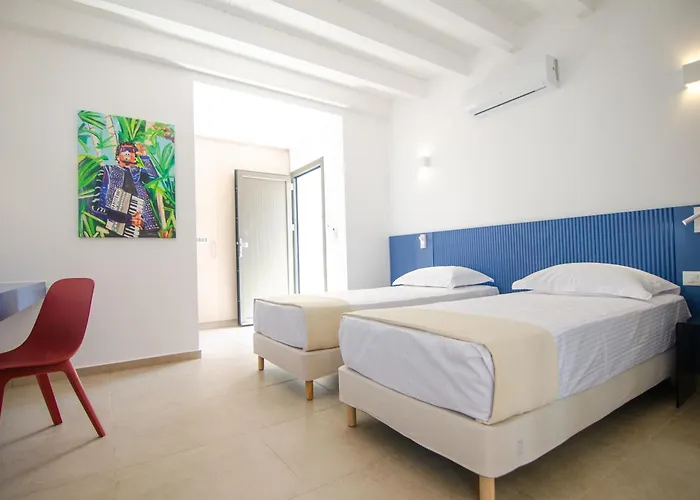 Farout Beachclub - & Mylopotas