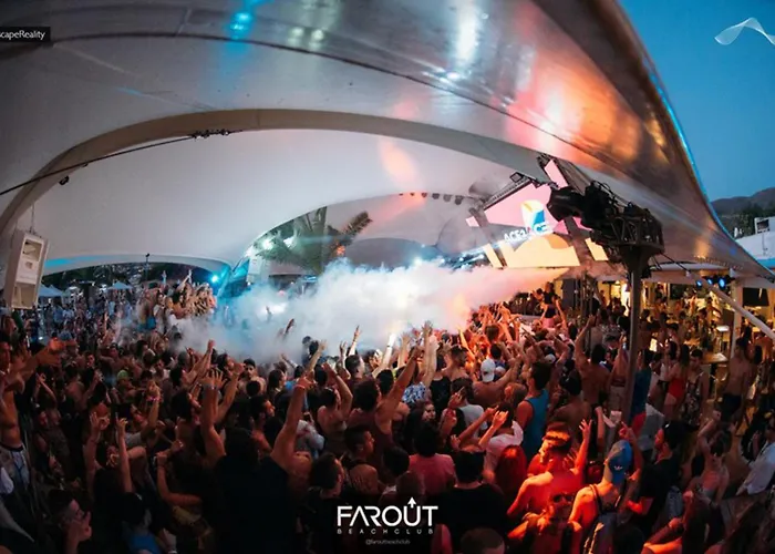 Farout Beachclub - &