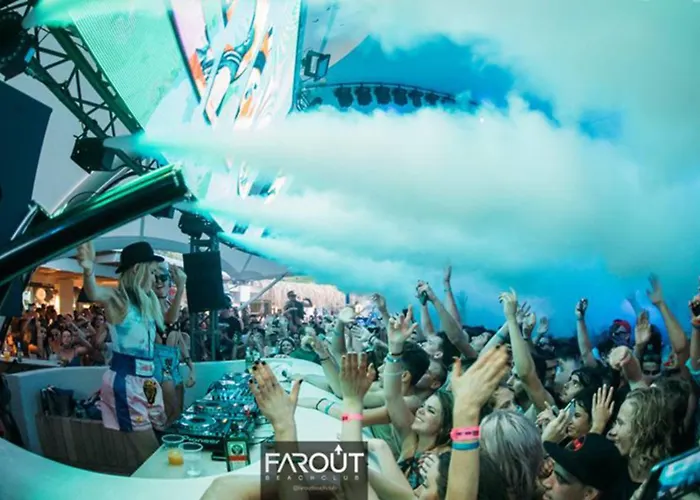 Farout Beachclub - &