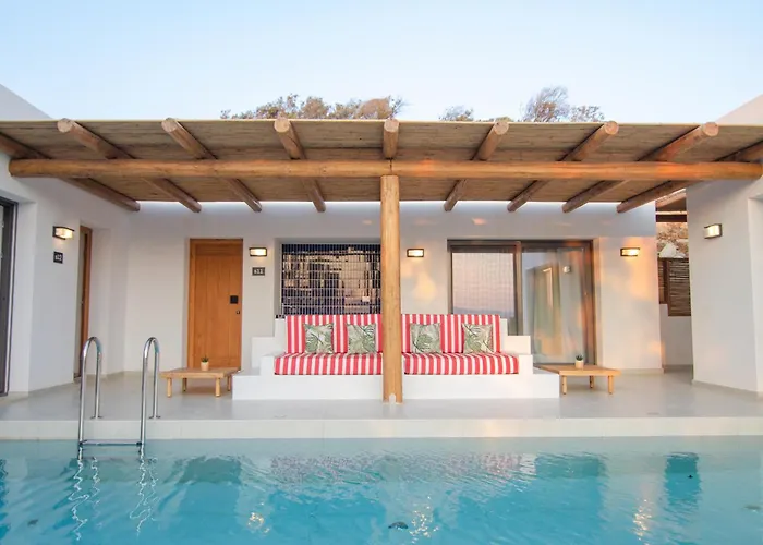 Farout Beachclub - & Kemp Mylopotas