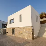 Farout Beachclub - & Parque de Campismo