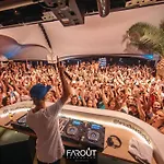 Parque de Campismo Farout Beachclub - & Mylopotas