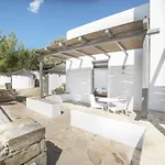 Farout Beachclub - & * Mylopotas