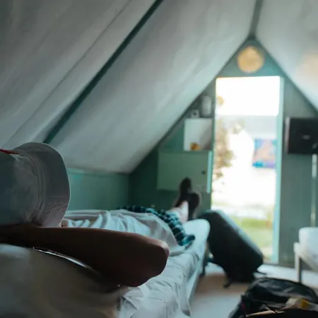 Farout Beachclub - & * Mylopotas