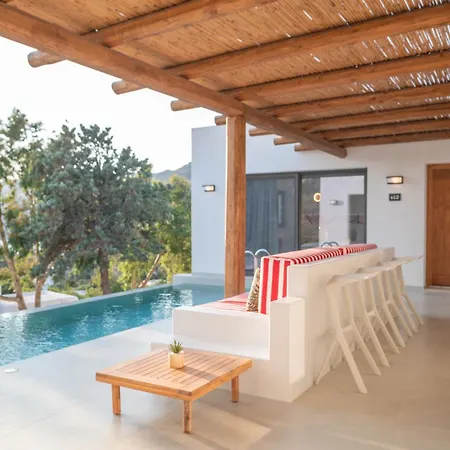 Farout - Beachresort & * مِلوبوتاس
