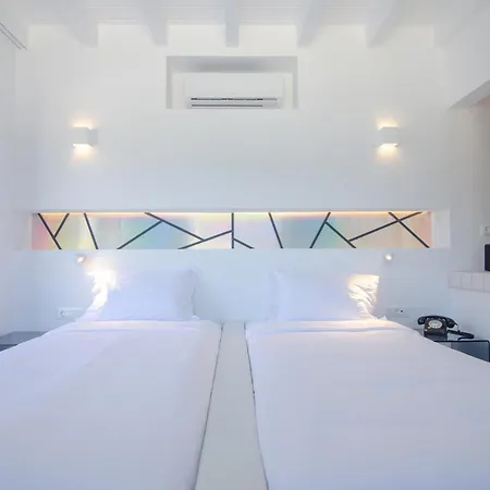 Farout - Beachresort & 마일로포타스