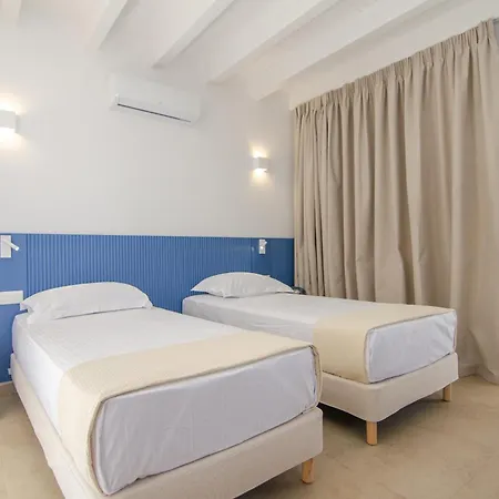 Farout - Beachresort & *