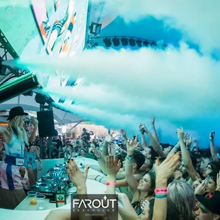 Farout Beachclub - &