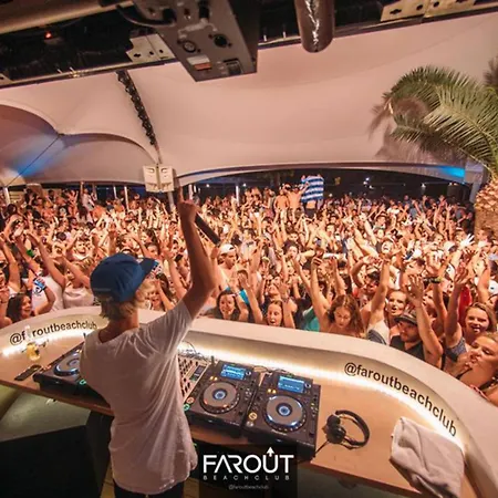 Campingplads Farout Beachclub - & Mylopotas