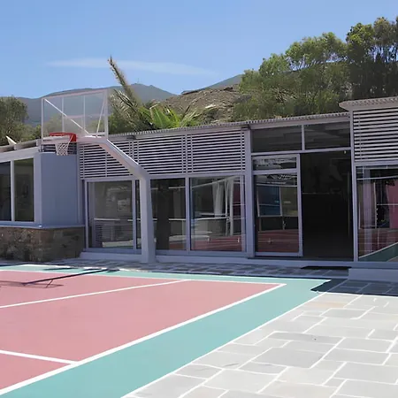 Farout Beachclub - & Parque de Campismo *