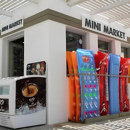 Farout Beachclub - & *