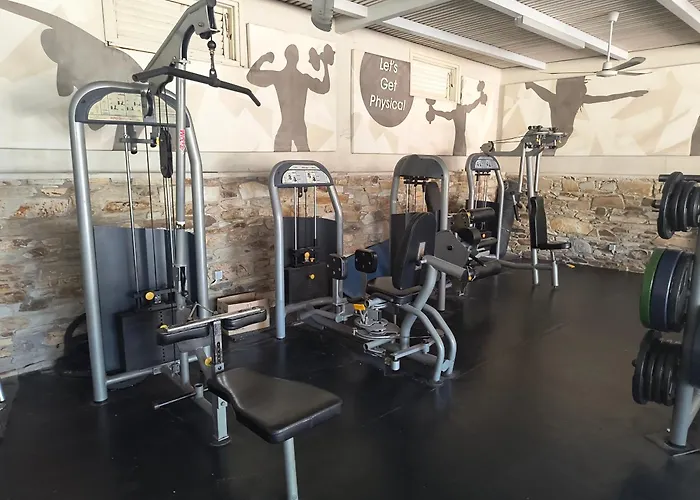 Farout Beachclub - &